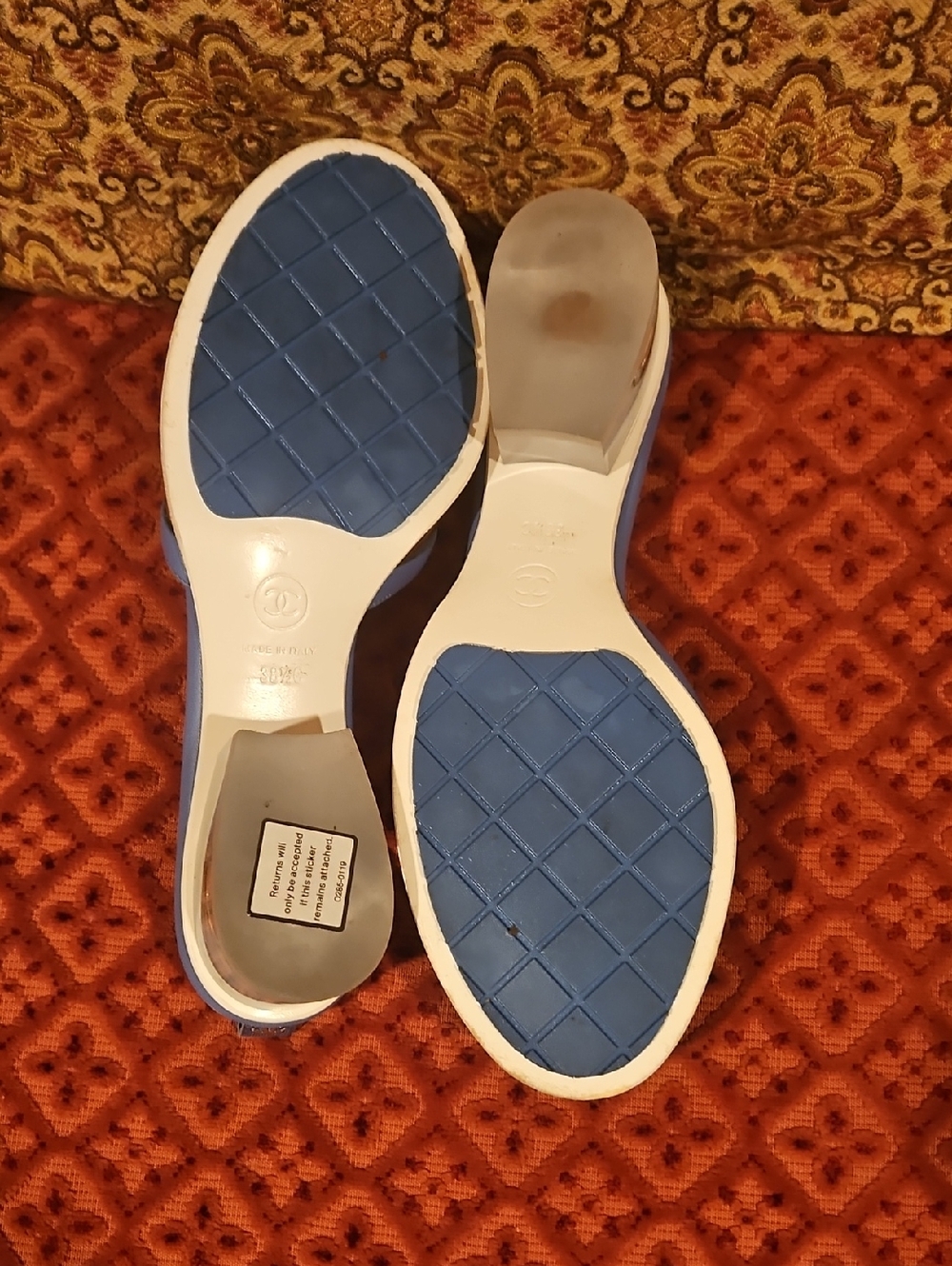 Chanel 19S Blue Transparent CC Logo Mules - Picture 7 of 8